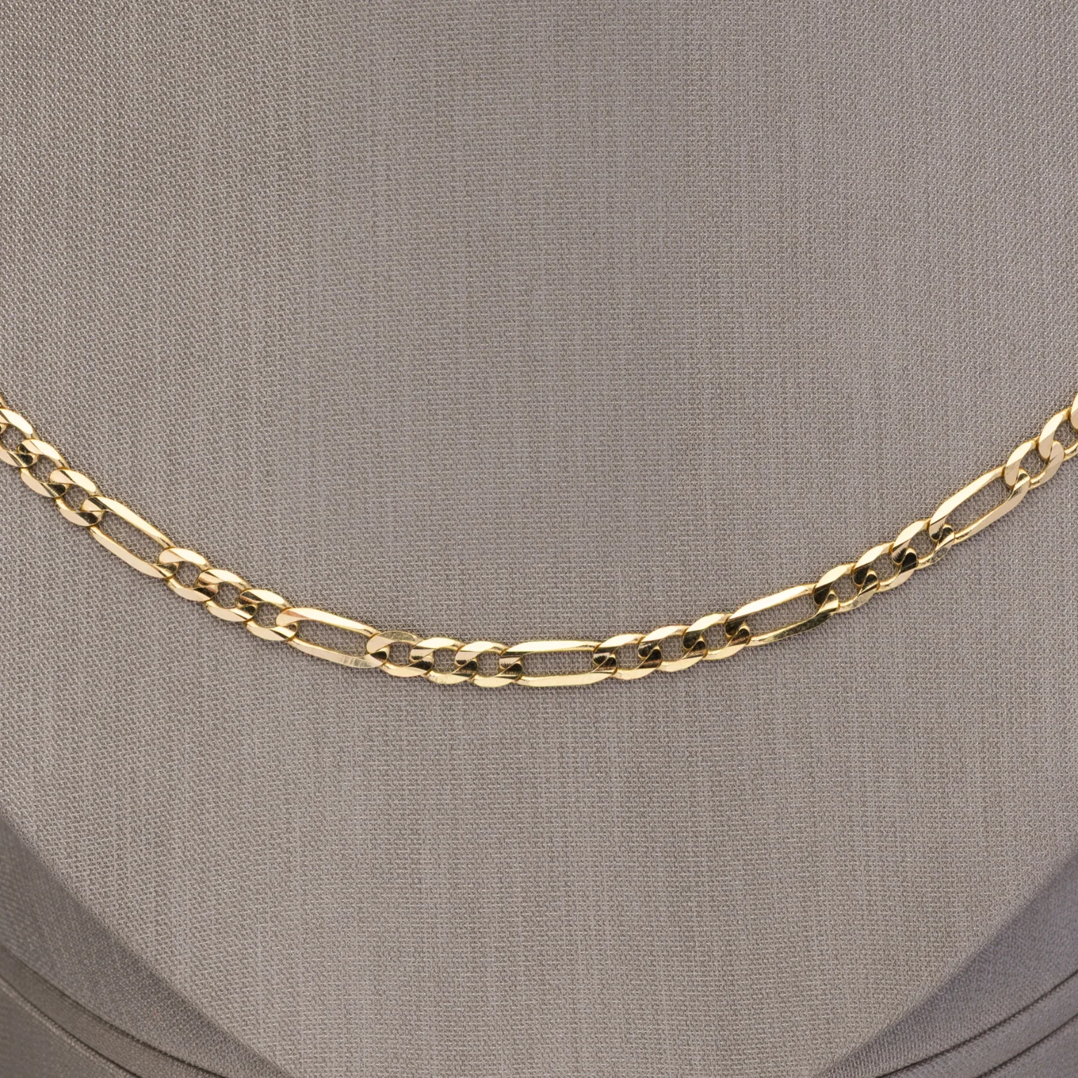 14k Figaro Solid Chain - Golden Prestige - Image 4