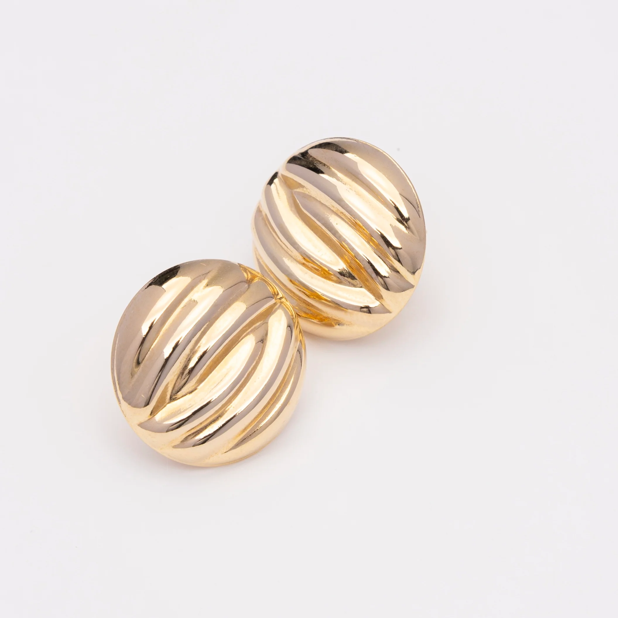 14k Ball Stud Earrings – Classic Elegance - Image 4